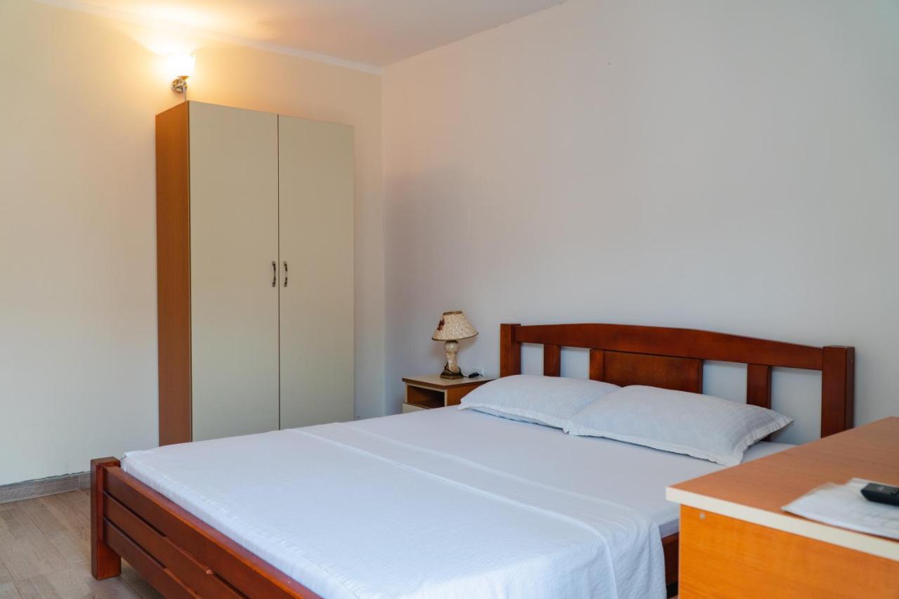 Guest House Buskovic Будва Екстериор снимка