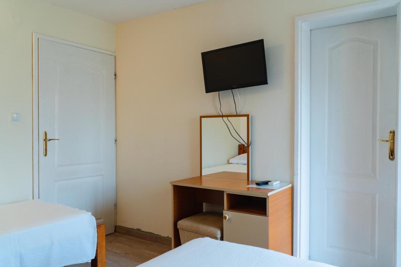 Guest House Buskovic Будва Екстериор снимка