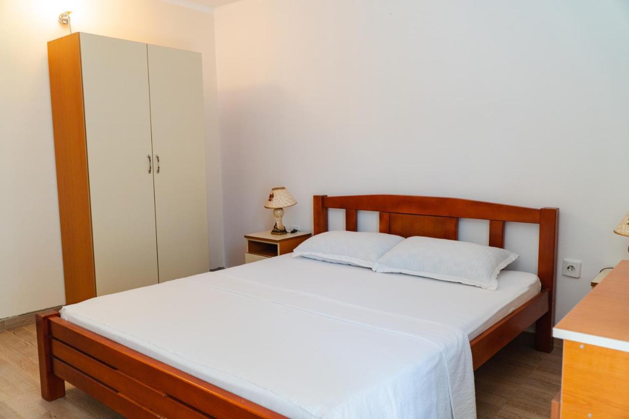 Guest House Buskovic Будва Екстериор снимка
