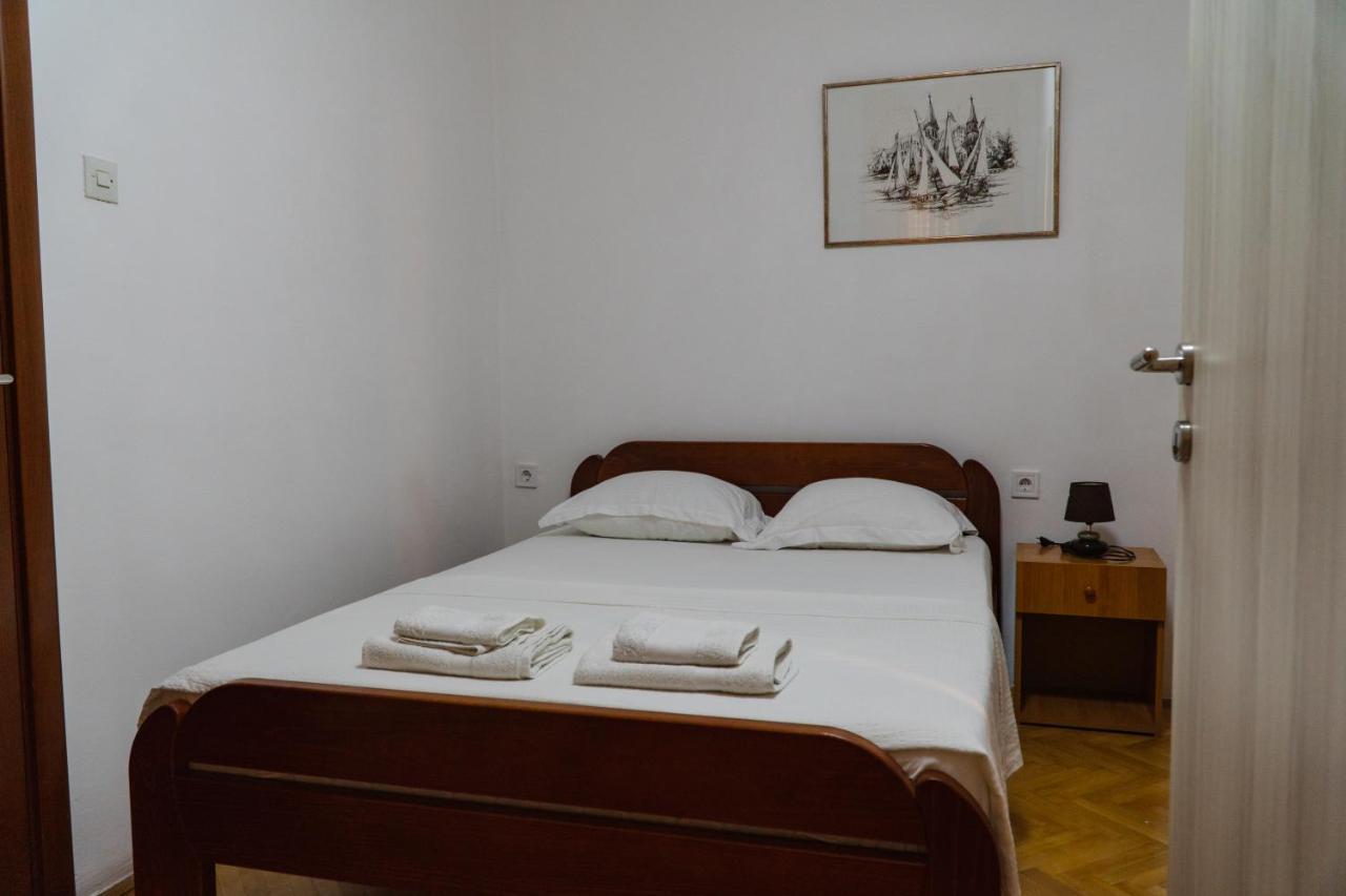Guest House Buskovic Будва Екстериор снимка